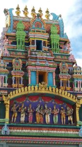 Kreolische Farben: Hindu-Tempel La Réunion