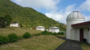 Kreolische Farben: Sternwarte Les Makes La Réunion